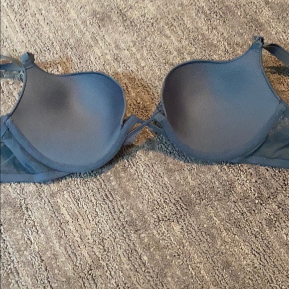 Bra - Picture 2 of 3